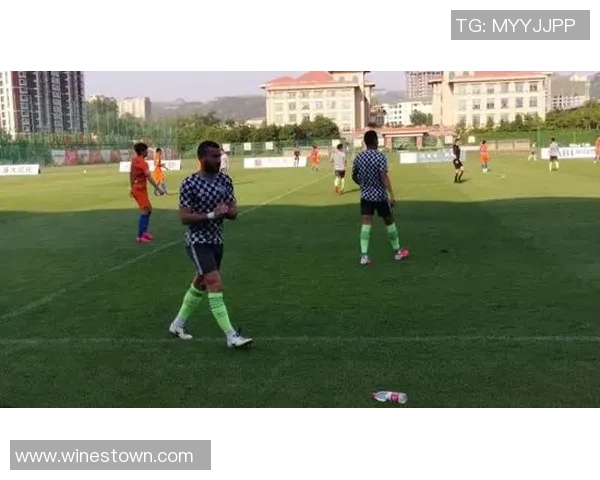 足球明星高考分数揭秘他们的学习经历与职业选择的关系分析